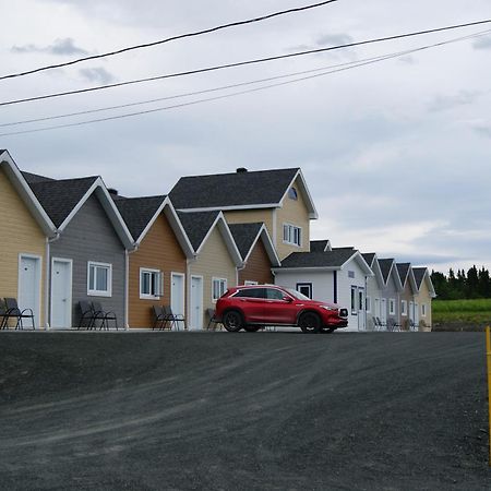 Motel M Saint-Adelme Eksteriør bilde